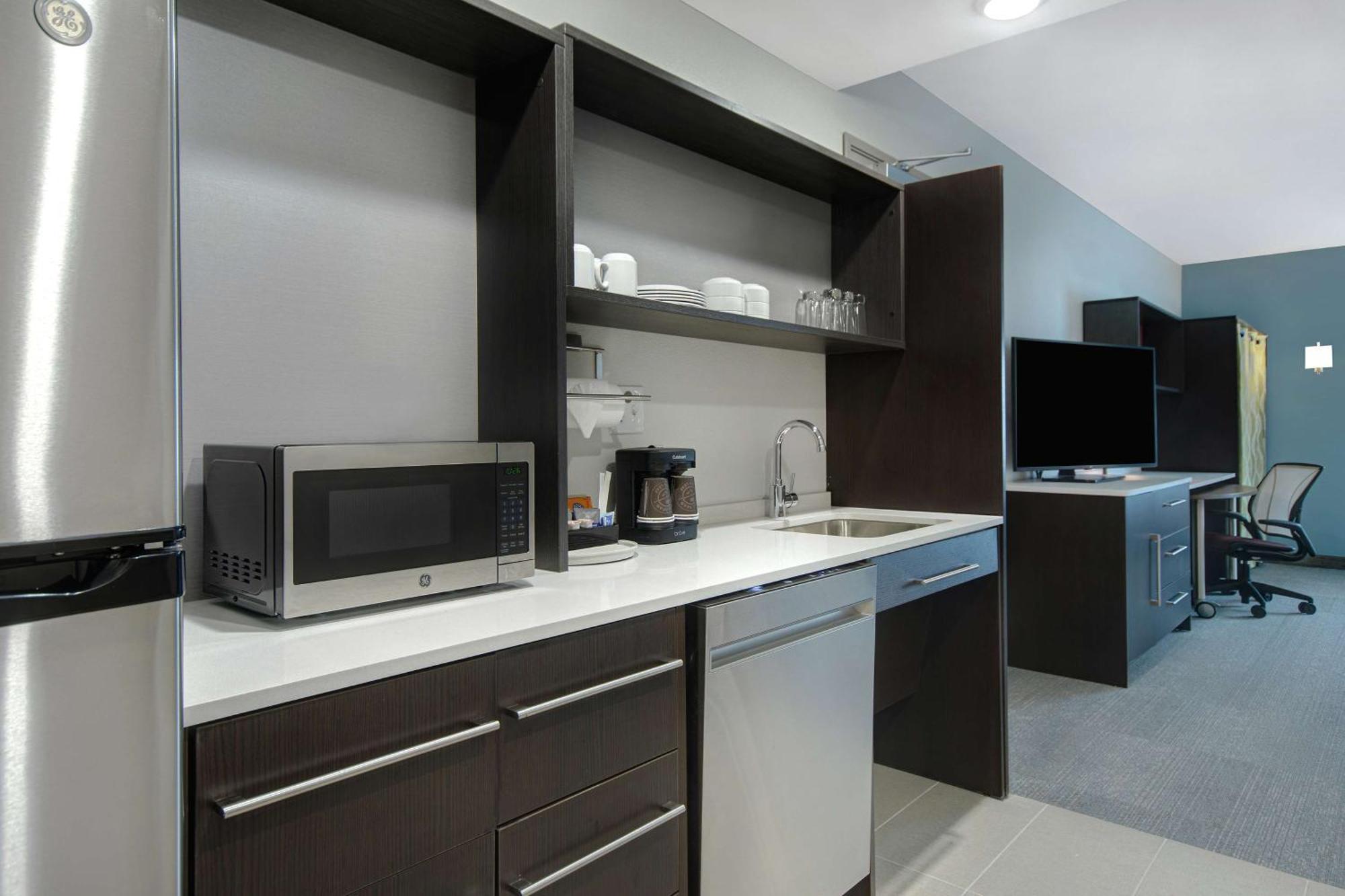 Home2 Suites By Hilton Grand Rapids Airport Kentwood Eksteriør billede