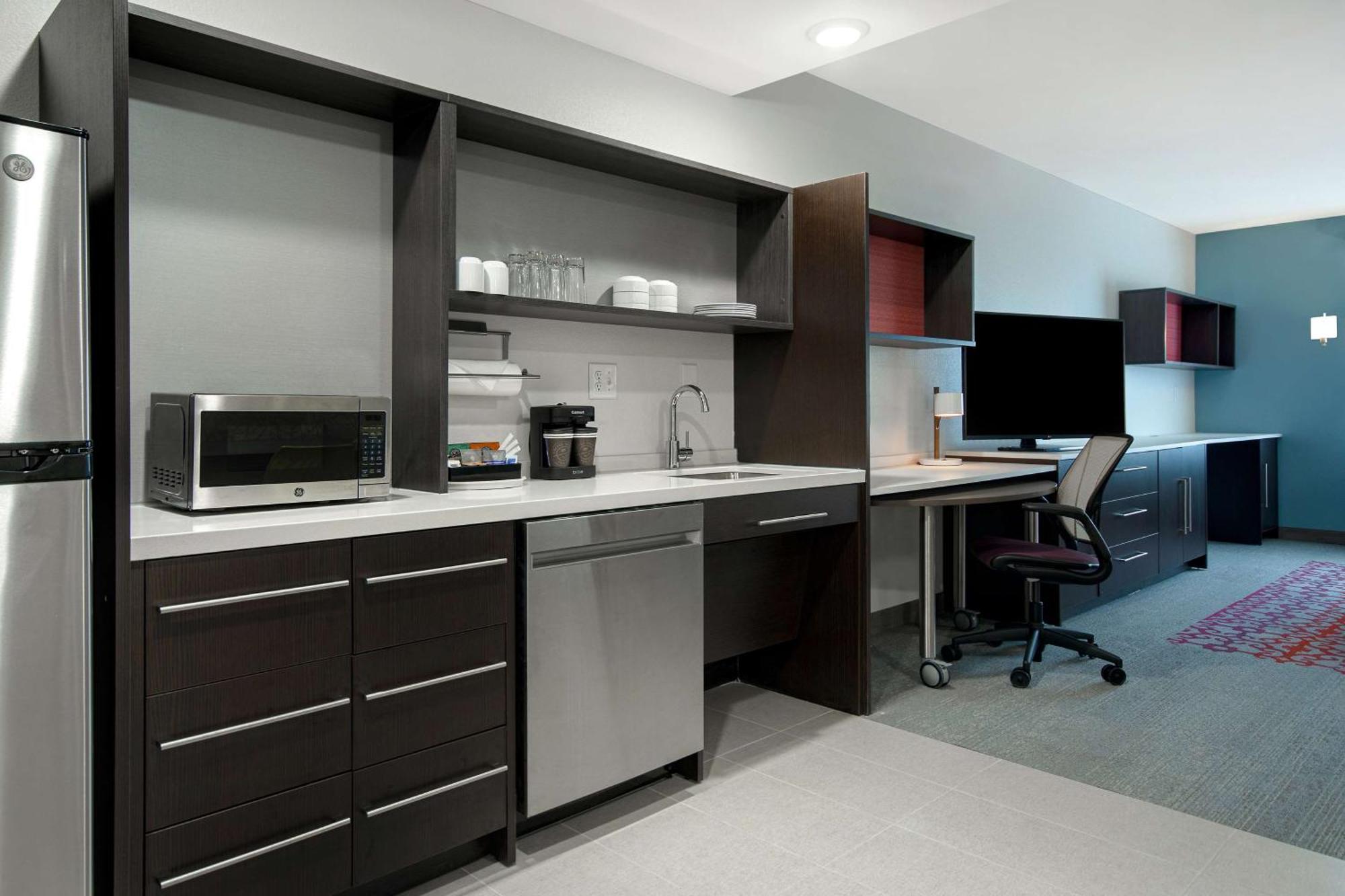 Home2 Suites By Hilton Grand Rapids Airport Kentwood Eksteriør billede