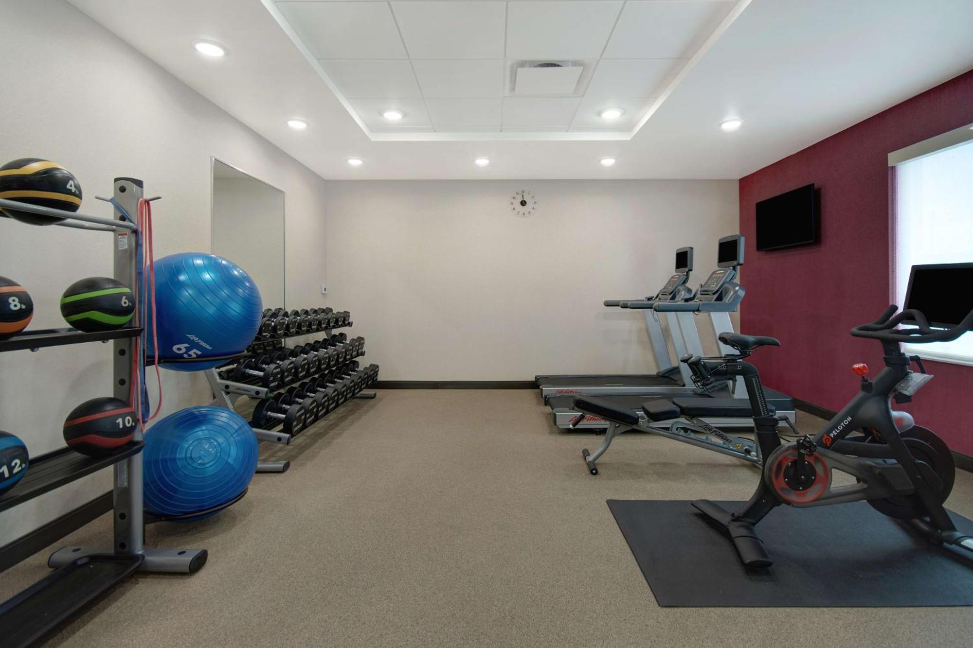 Home2 Suites By Hilton Grand Rapids Airport Kentwood Eksteriør billede