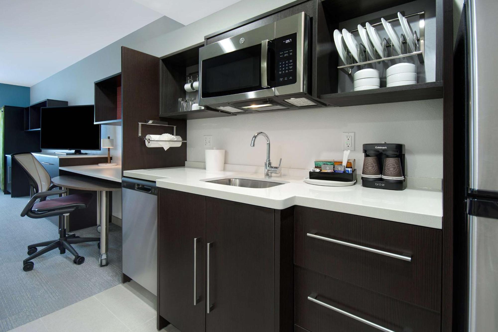Home2 Suites By Hilton Grand Rapids Airport Kentwood Eksteriør billede