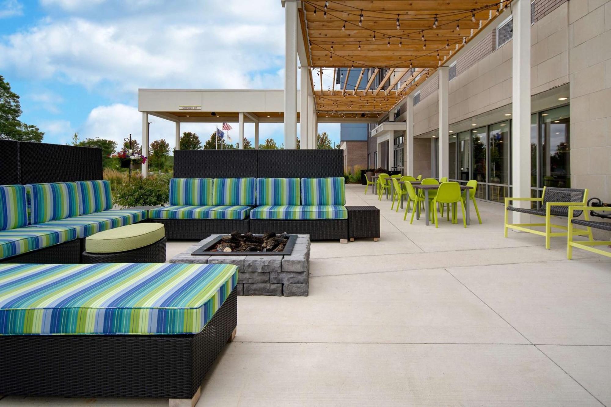 Home2 Suites By Hilton Grand Rapids Airport Kentwood Eksteriør billede